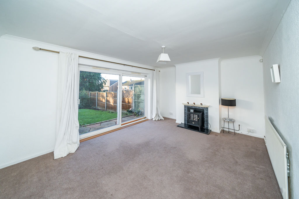 Lounge- click for photo gallery